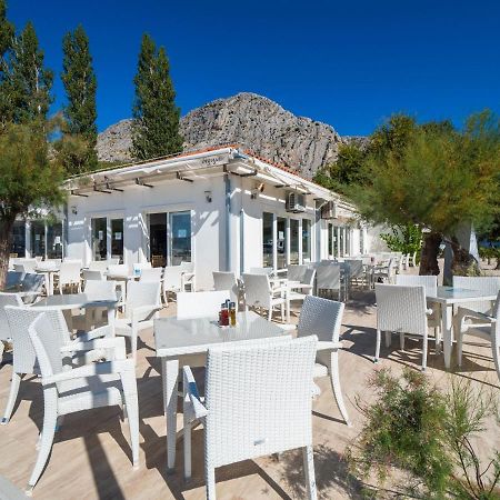 Mediteran Travel Mobile Homes Galeb โอมิช ภายนอก รูปภาพ