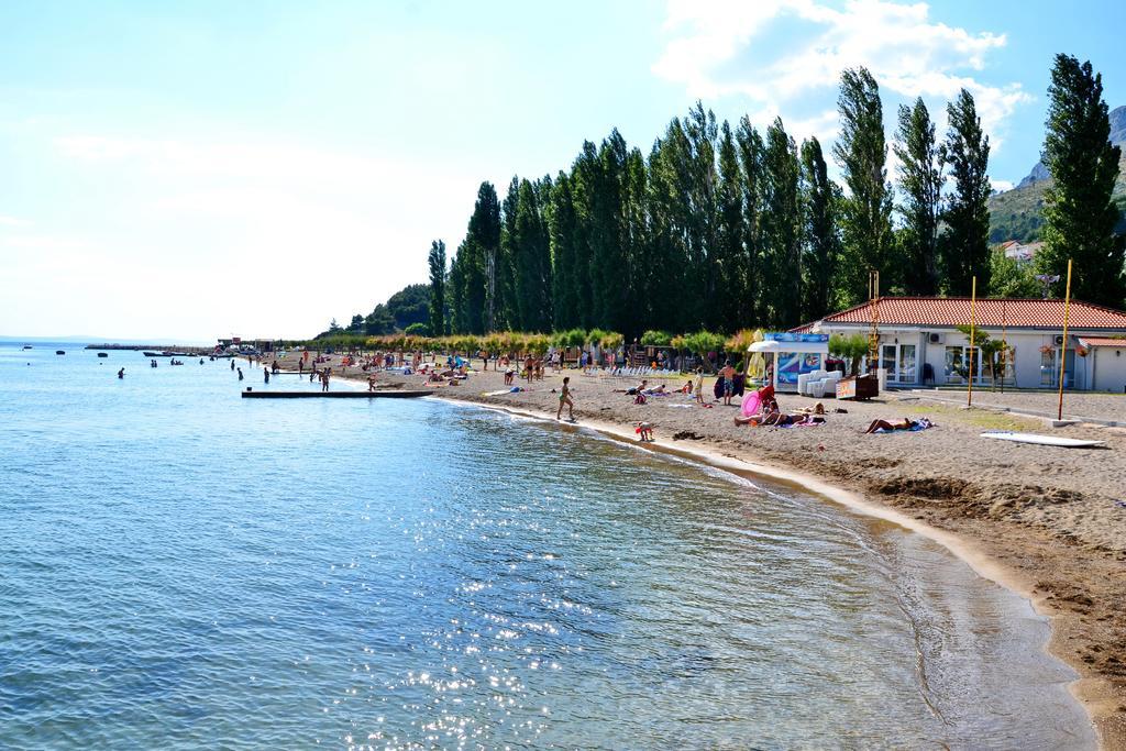 Mediteran Travel Mobile Homes Galeb โอมิช ภายนอก รูปภาพ
