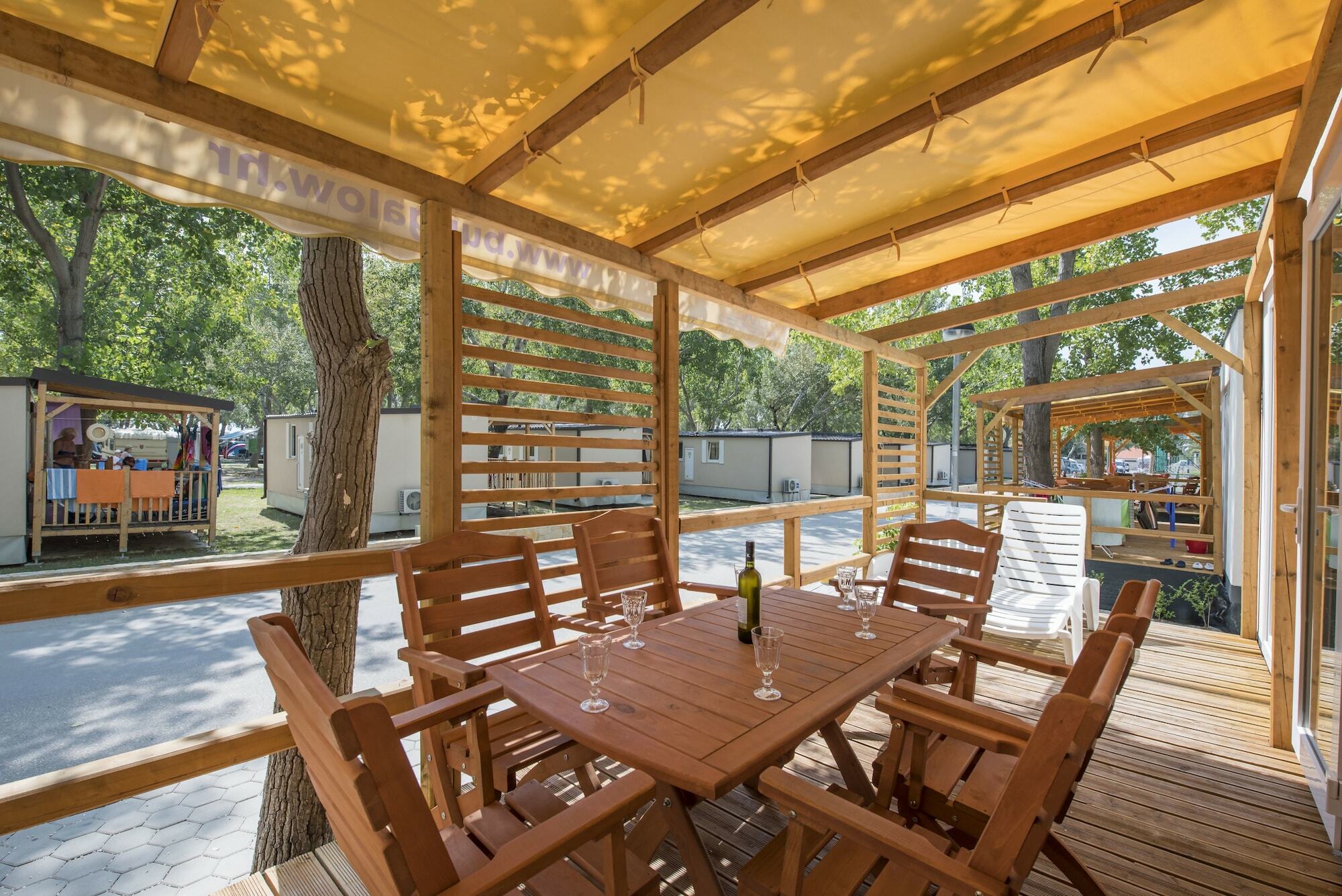 Mediteran Travel Mobile Homes Galeb โอมิช ภายนอก รูปภาพ