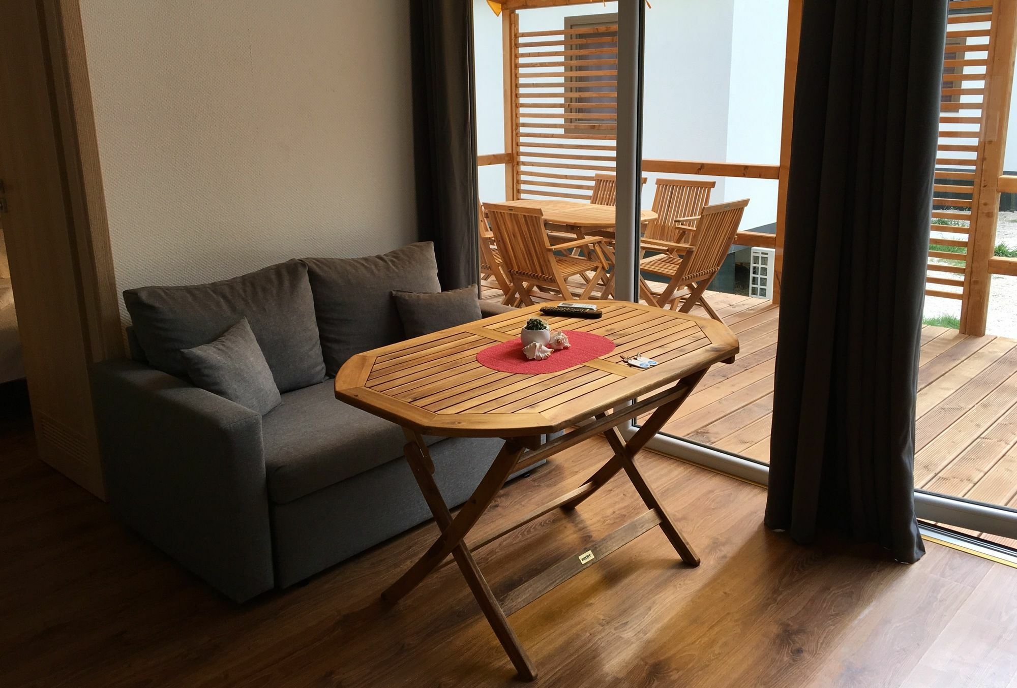 Mediteran Travel Mobile Homes Galeb โอมิช ภายนอก รูปภาพ
