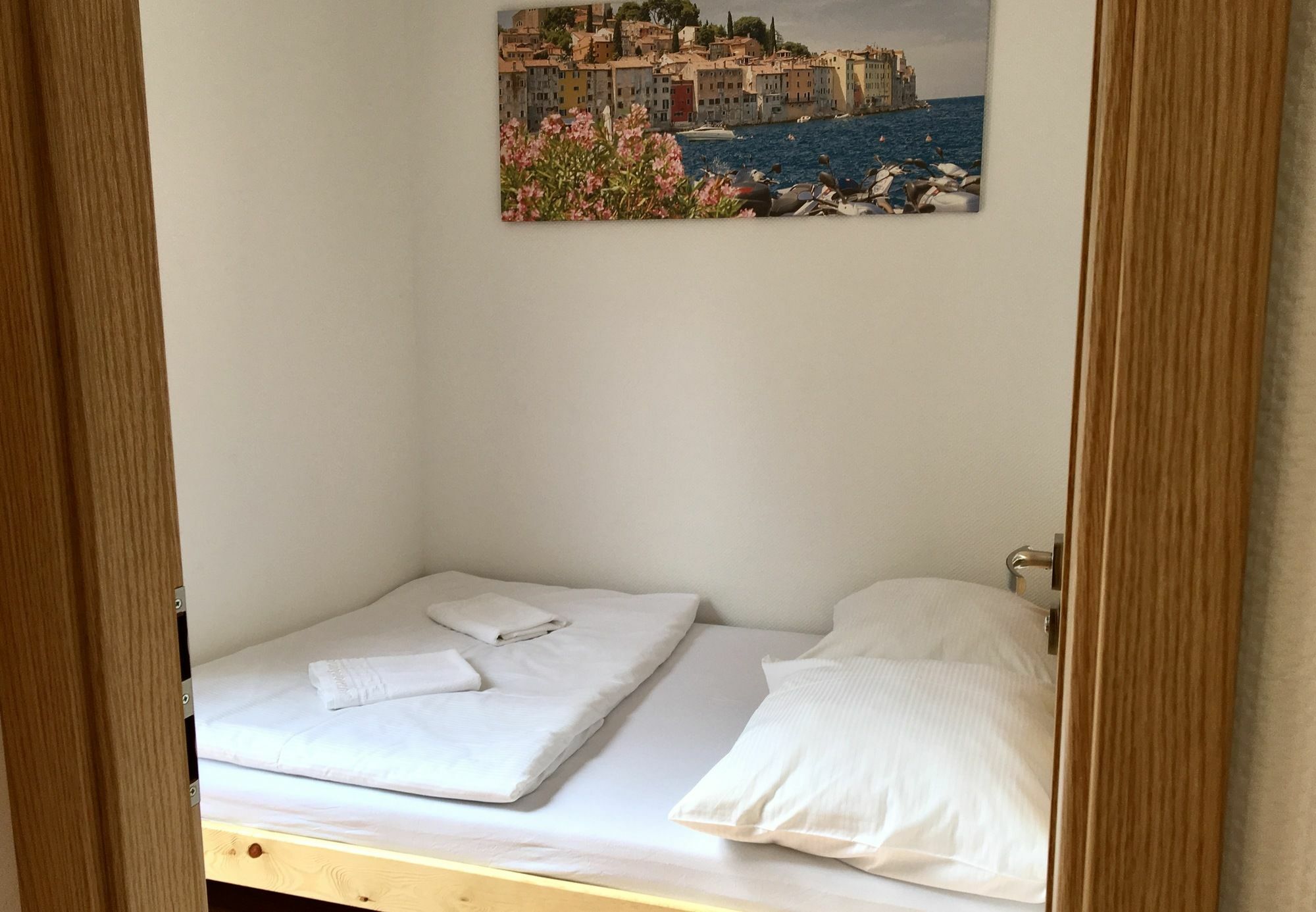 Mediteran Travel Mobile Homes Galeb โอมิช ภายนอก รูปภาพ