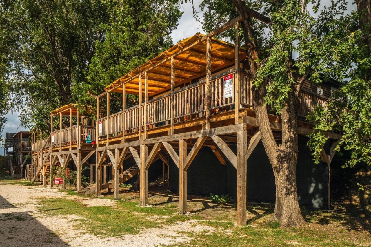 Mediteran Travel Mobile Homes Galeb โอมิช ภายนอก รูปภาพ