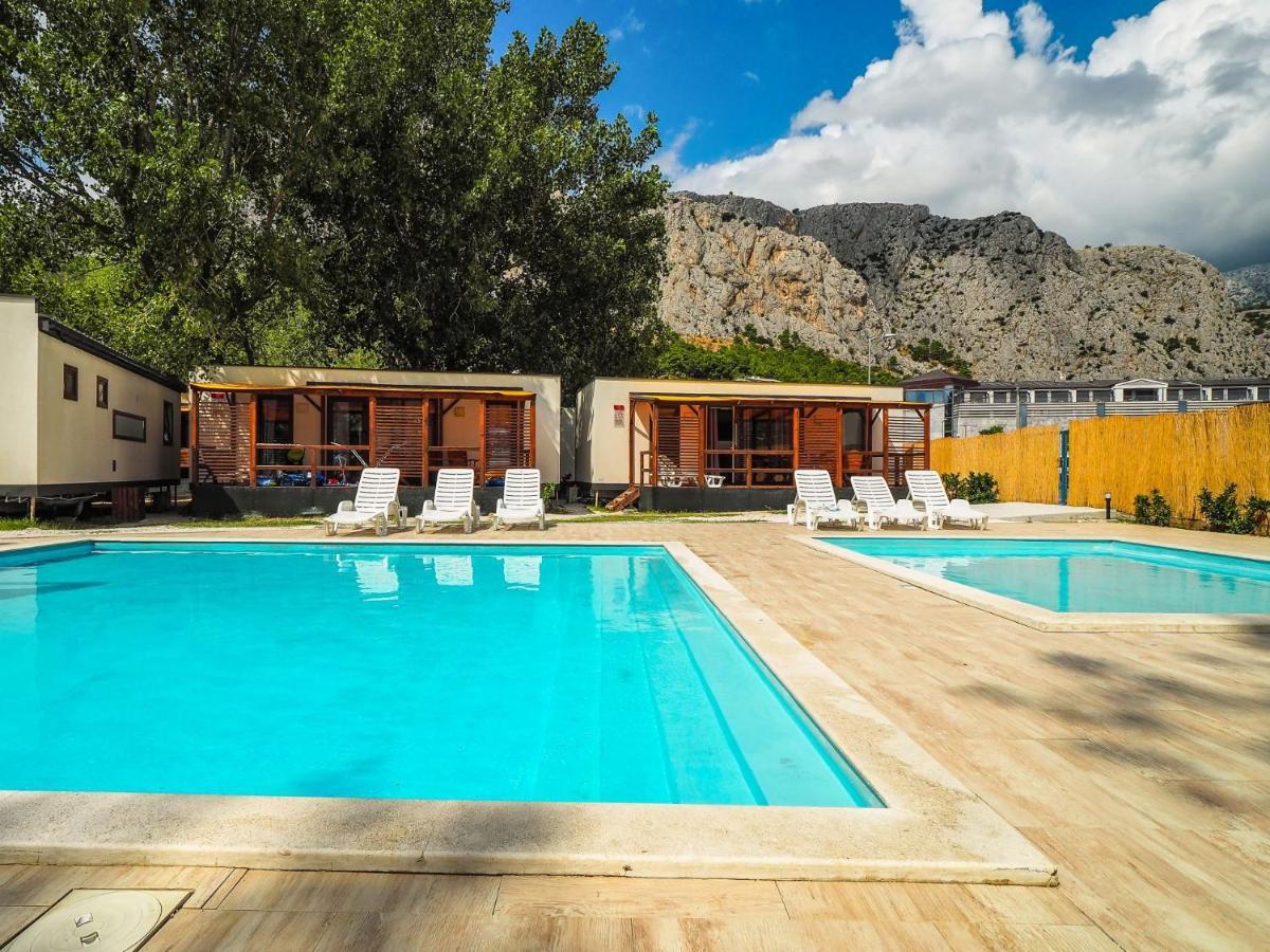 Mediteran Travel Mobile Homes Galeb โอมิช ภายนอก รูปภาพ